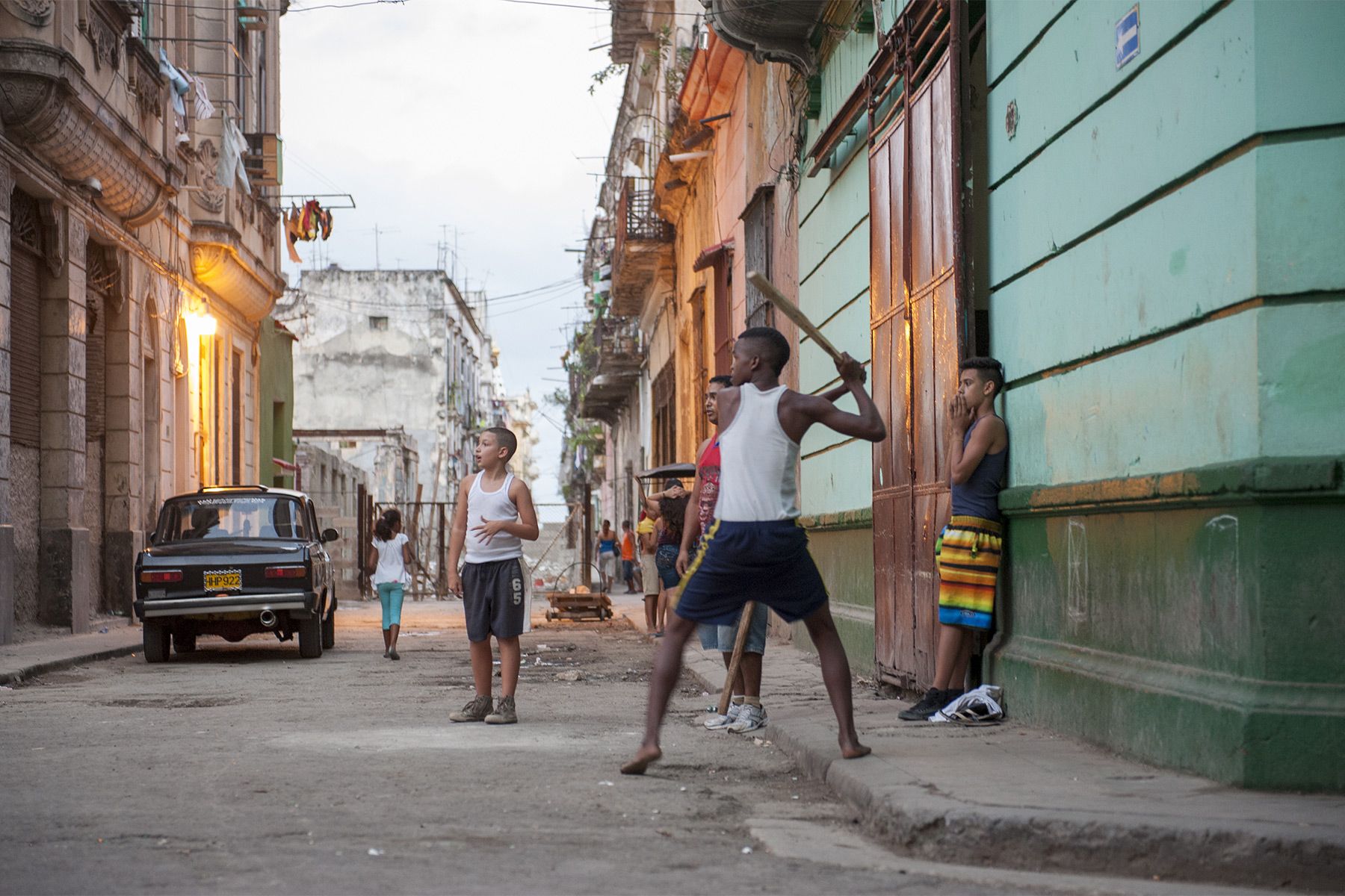 Baseball spielende Jungs, Kuba
